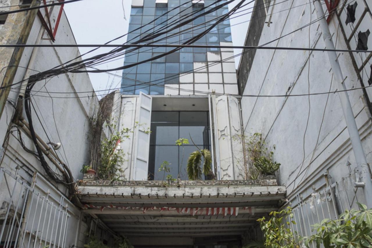 Reddoorz Plus Near Jakarta Kota Station Kültér fotó
